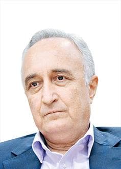 تحریم اقتصادی و روابط بین‌المللی