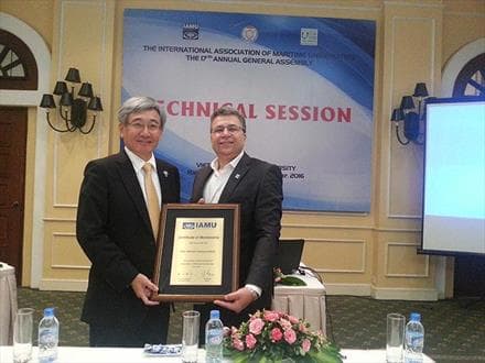 کشتیرانی لوح طلایی بین المللی دریافت کرد