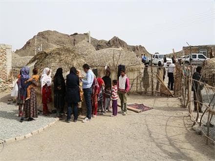 مشارکت ۲۵ هزار نفری خیران اقلیت های مذهبی با کمیته امداد