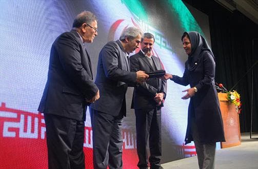 تجلیل از پژوهشگران برتر بانک کارآفرین