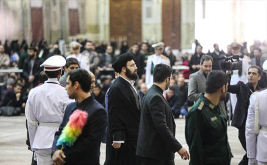 گزارش تصویری از   ورود پیکر آیت الله هاشمی رفسنجانی به حرم مطهر امام خمینی (ره)