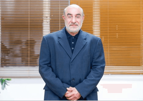 او مدافع تحرک اجتماعی کارگران بود