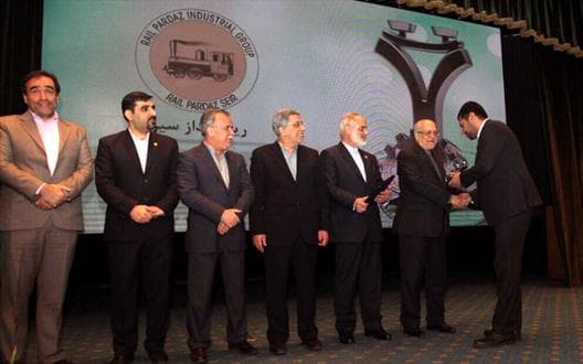 کسب تندیس نقره ای ملی توسط ذوب آهن اصفهان