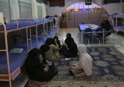 دخترانی که ناامیدی را هجی می کنند