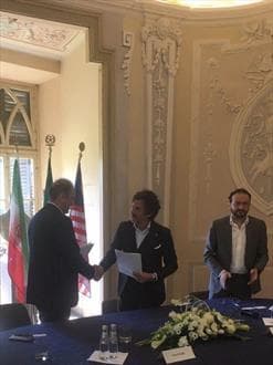 ایرانول و پتروناس تفاهم نامه همکاری امضا کردند