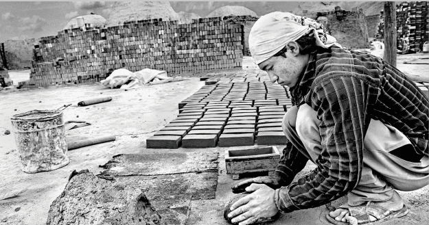 مدار دوگانه فرصت و تهدید