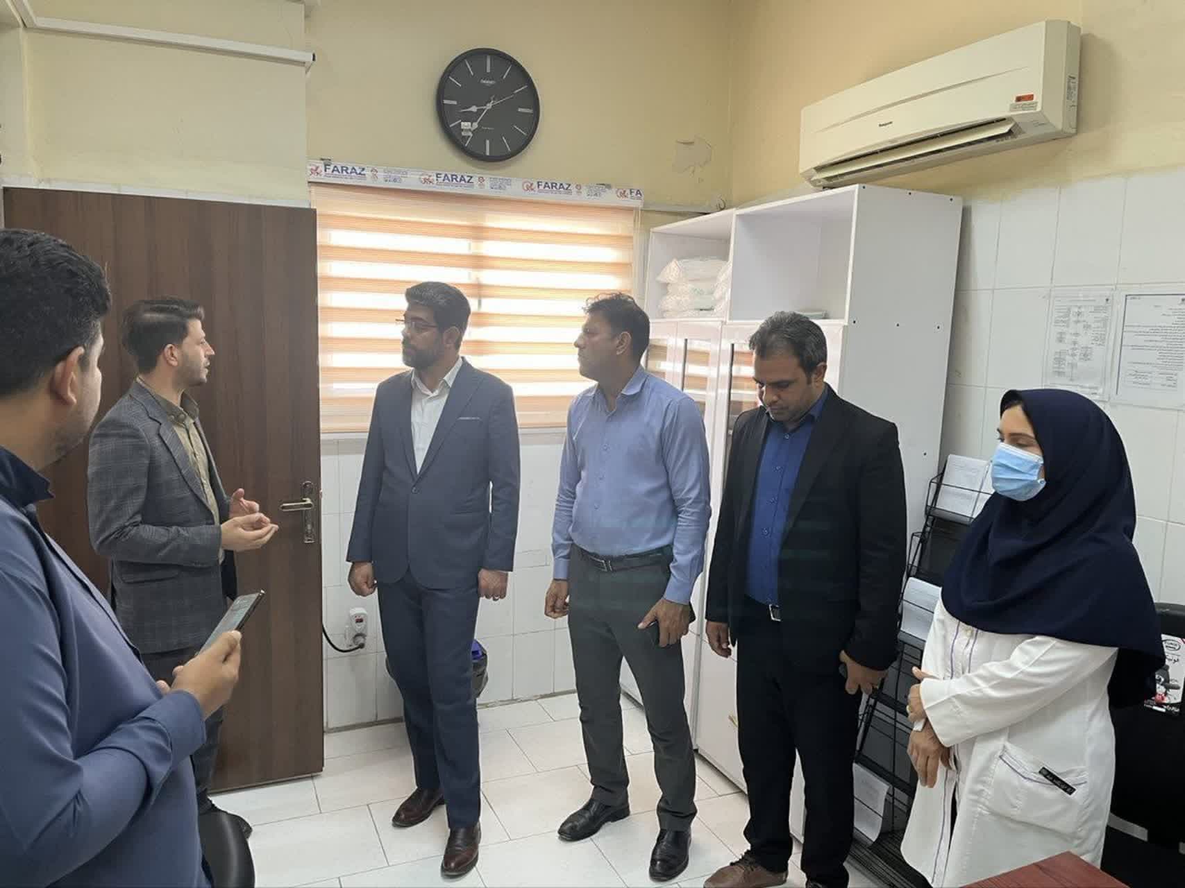 بازدید فرماندار کهنوج از مرکز درمانی تأمین اجتماعی