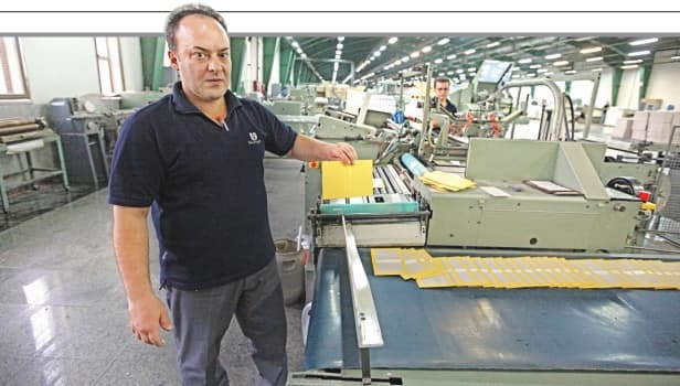 قرارداد کار و تعهدات بیمه‌ای باید چه شرایطی داشته باشد؟