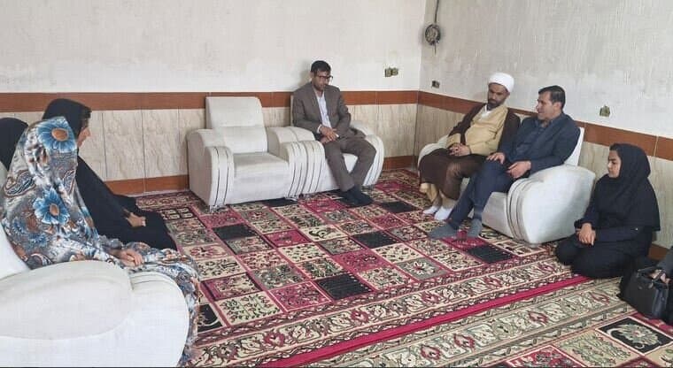 بازدید مدیرکل بهزیستی کهگیلویه و بویراحمد از خانواده‌های دارای چند عضو معلول در قلعه رئیسی
