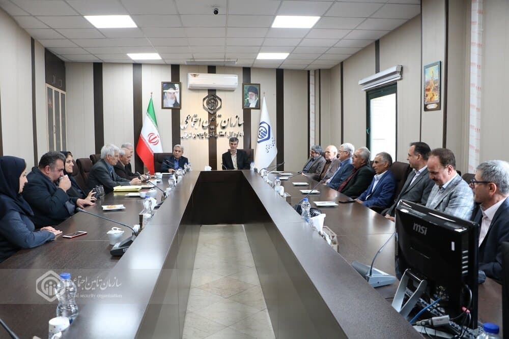 دیدار نوروزی شرکای اجتماعی با مدیرکل تأمین اجتماعی استان آذربایجان‌شرقی