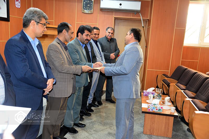 تقدیر از همکاران تامین اجتماعی استان کردستان