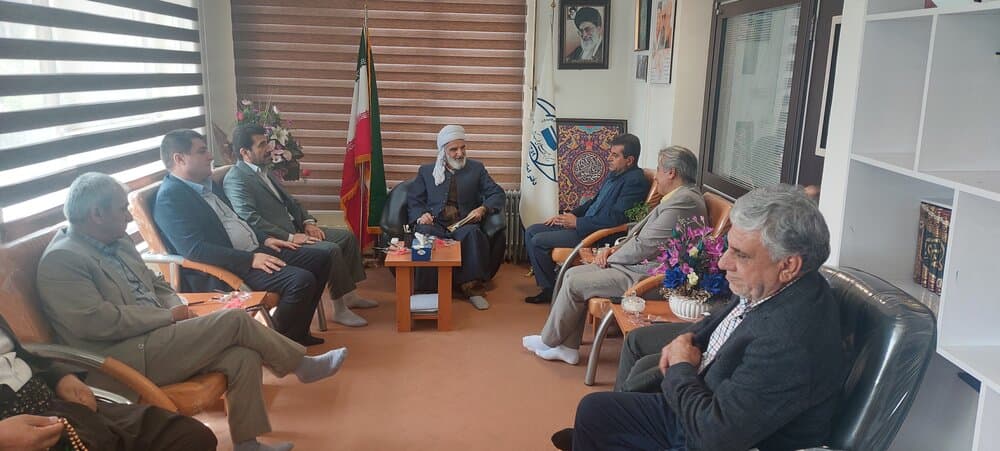 دیدار مدیر درمان تامین اجتماعی کردستان با امام جمعه سنندج