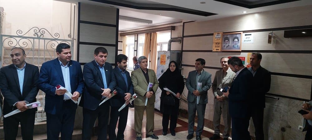 عیادت مدیر درمان تامین اجتماعی کردستان از کارگران بستری در بیمارستان سنندج