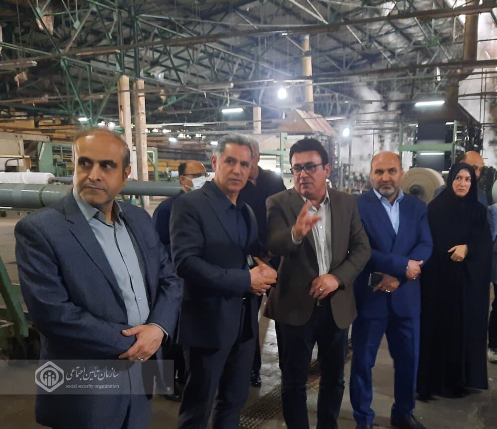 بازدید مدیرکل تامین اجتماعی استان گیلان از شرکت ایران پوپلین