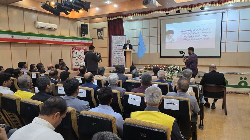 فعالیت ۲۴۰ هزار بیمه شده اصلی در سیستان و بلوچستان