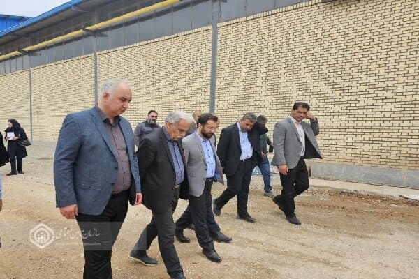 سرمایه‌گذاری ۲ هزار میلیاردی شرکت چیا سرام زاگرس برای اشتغال ۷۰۰ نفر نیروی کار