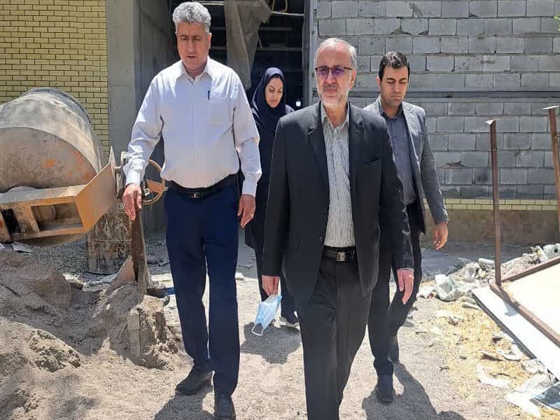 بازدید مدیر درمان تامین اجتماعی کرمان از بیمارستان دکتر غرضی سیرجان