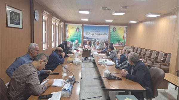 ظرفیت نخبگان و مشاغل خانگی باید فعال شود