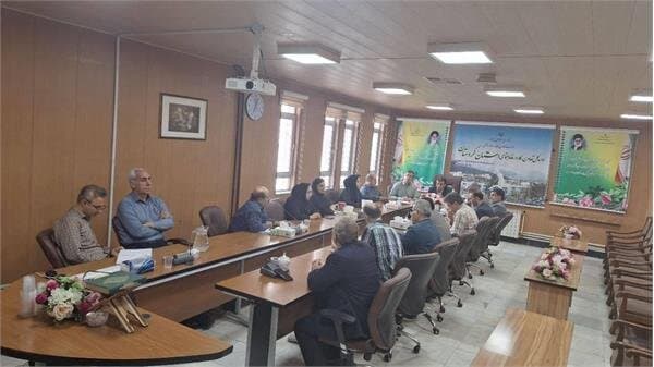 تأکید مدیرکل تعاون کردستان بر ضرورت برندسازی و توسعه نوآورانه‌ی تعاونی‌ها