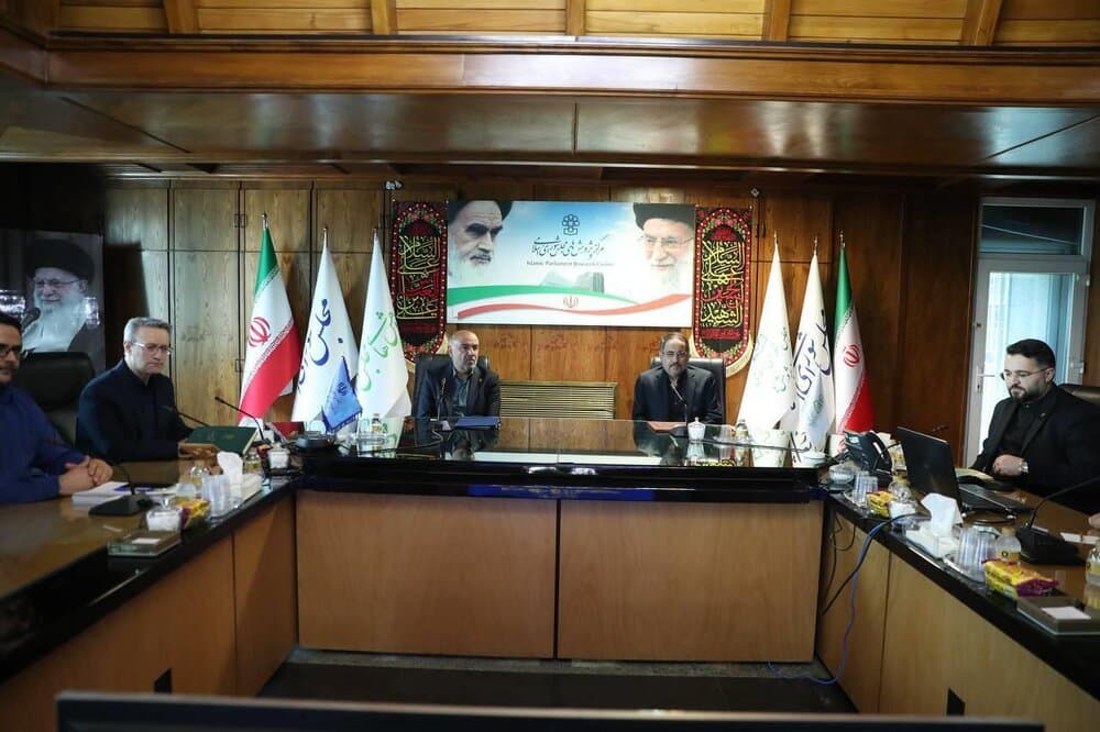 همکاری وزارت کار و مرکز پژوهش‌های مجلس فرصتی برای پیوند میان نظر و عمل است