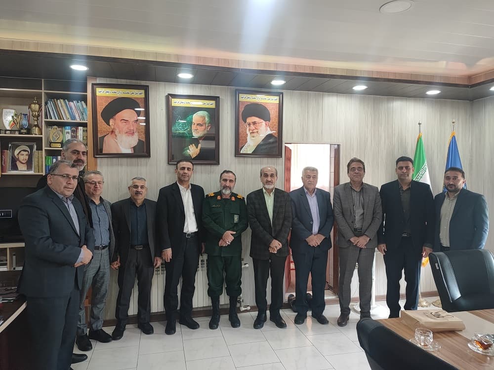 تقدیر فرمانده سپاه نینوا از مدیر درمان تامین‌اجتماعی گلستان