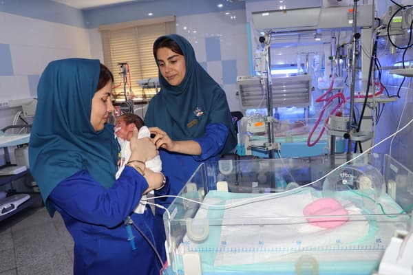 اولین سزارین موفق در بلوک جدید زایمان بیمارستان تأمین اجتماعی دزفول