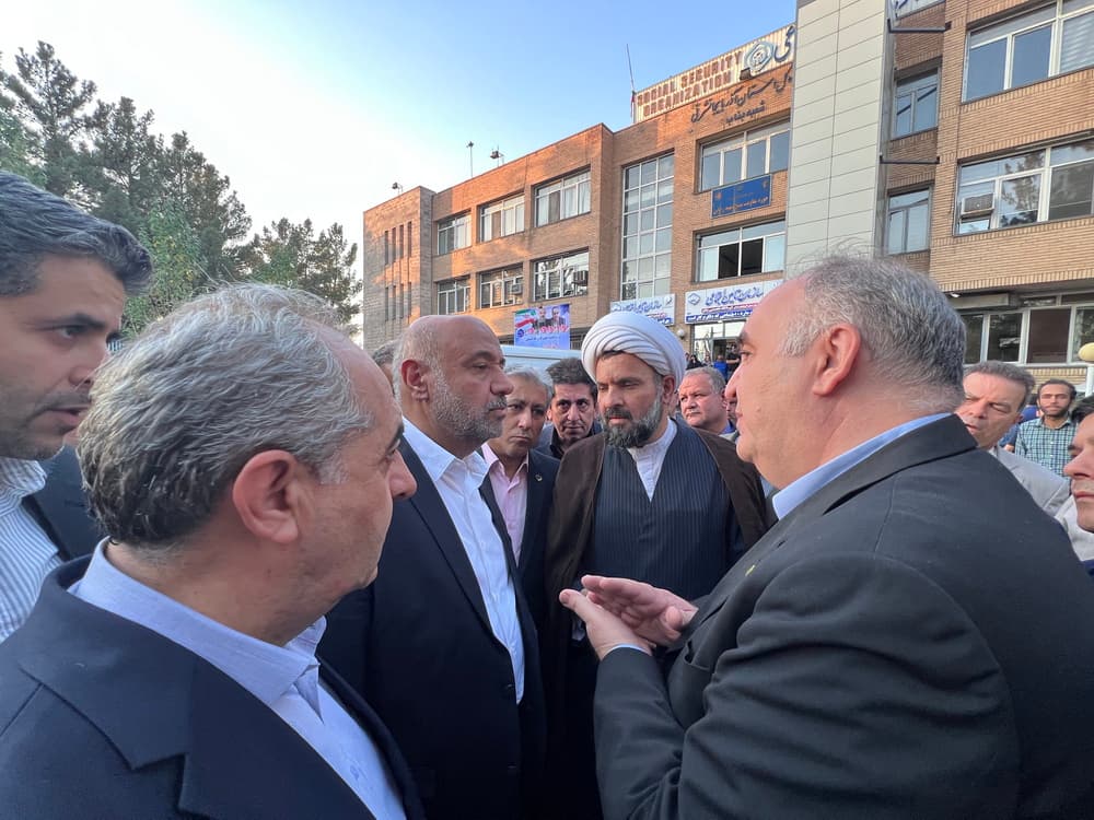 تاکید وزیر کار بر ارتقای کیفیت خدمات درمانی در بناب