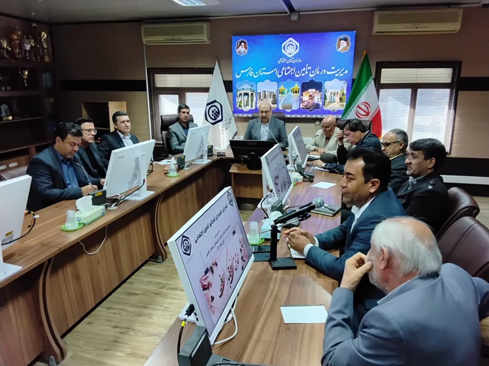 تأکید شورای راهبردی شرکای تأمین‌اجتماعی فارس بر تسریع پروژه‌های درمانی و بیمه‌ای