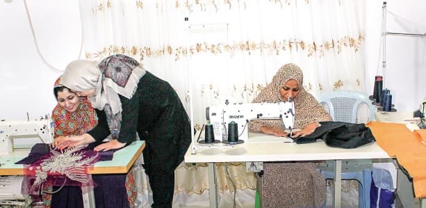 کارگاه‌های خانوادگی باید حق ‌بیمه بپردازند؟