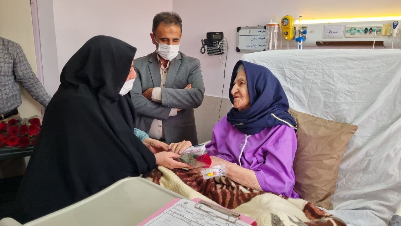 هزینه ۴۷ میلیارد تومانی بستری رایگان بازنشستگان در مراکز دانشگاهی قم