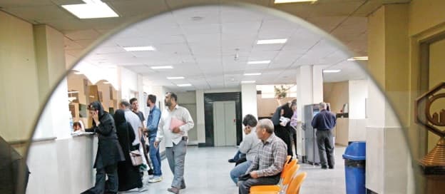 انواع قرارداد کار و مقررات بیمۀ آن‌ها  چگونه است؟