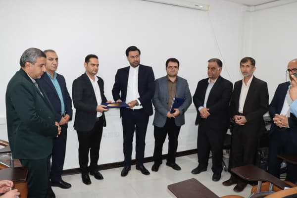 مراسم تودیع و معارفه سرپرست جدید پلی‌کلینیک شهید حیاری هفت‌تپه