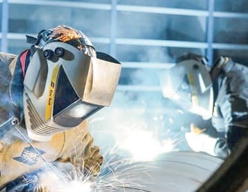 حق بیمۀ قرارداد ساعتی چگونه محاسبه می‌شود؟