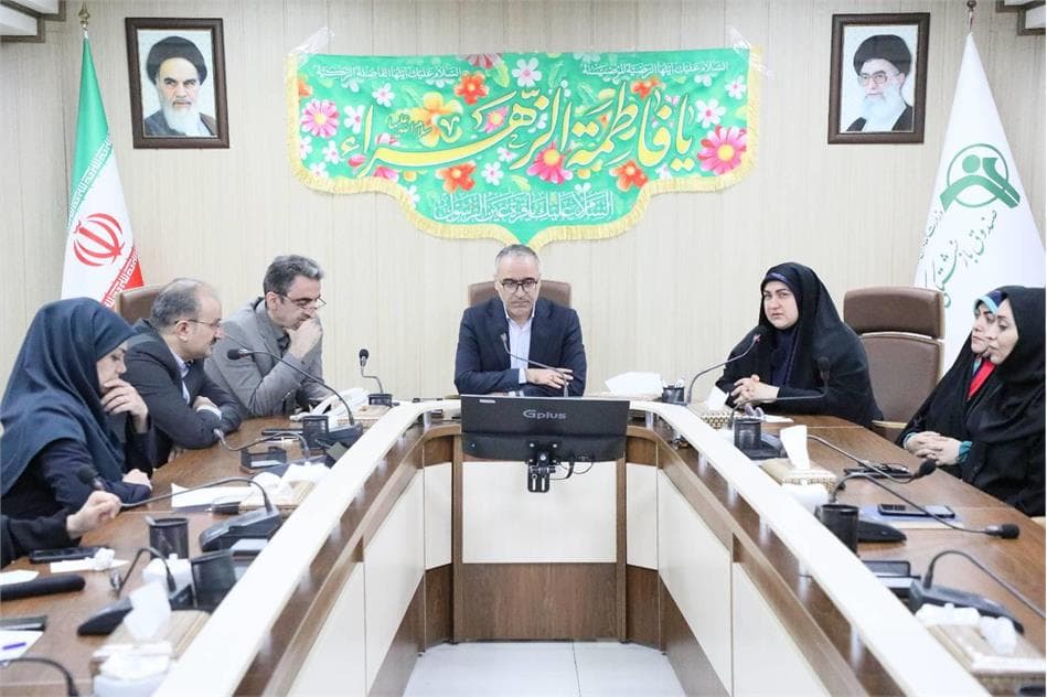 نقش محوری بانوان در خدمات‌رسانی به بازنشستگان