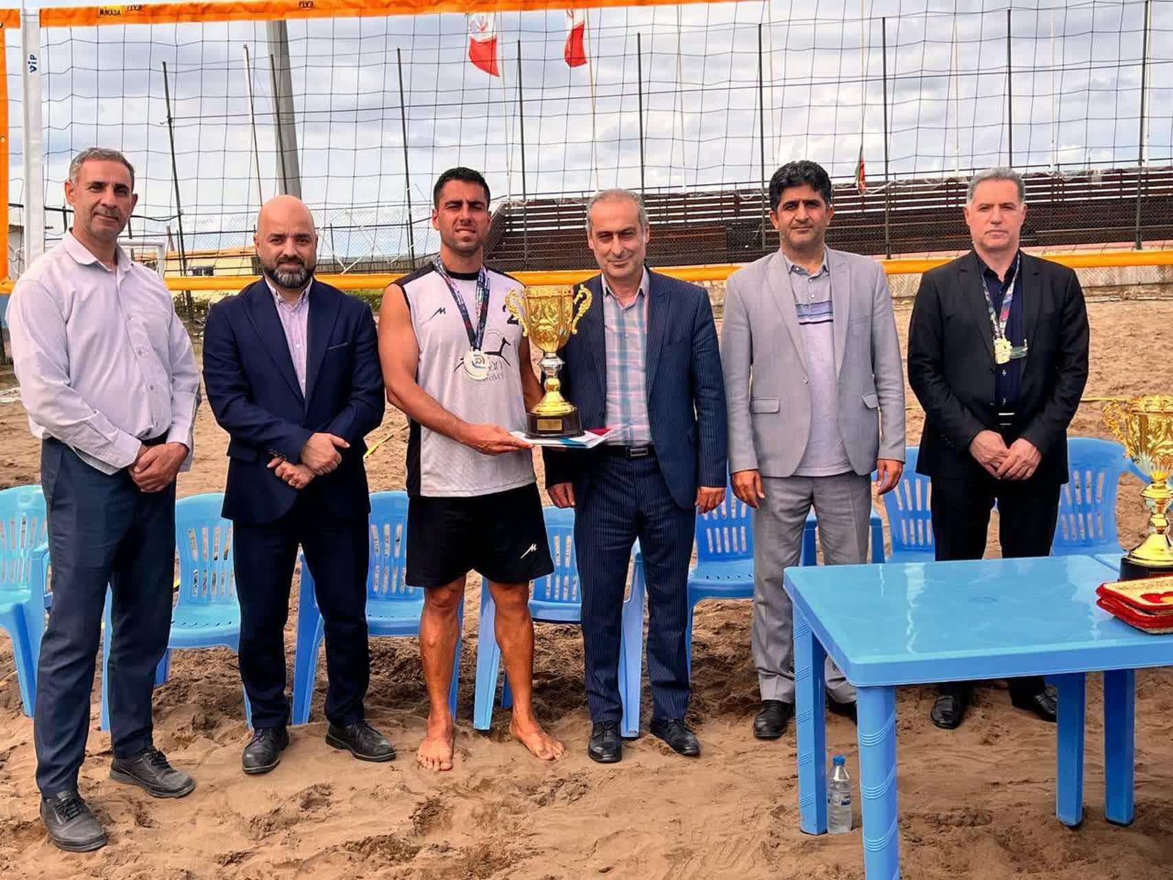 قهرمانی تیم شهداب یزد در مسابقات والیبال ساحلی کارگران کشور