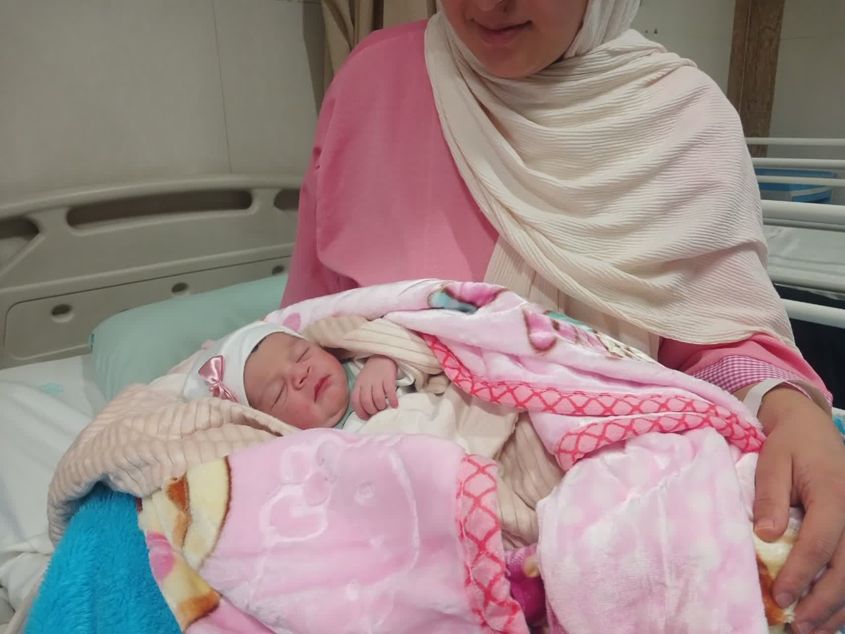 بیمارستان تأمین‌اجتماعی آتیه همدان؛ جایی که زندگی، طبیعی آغاز می‌شود