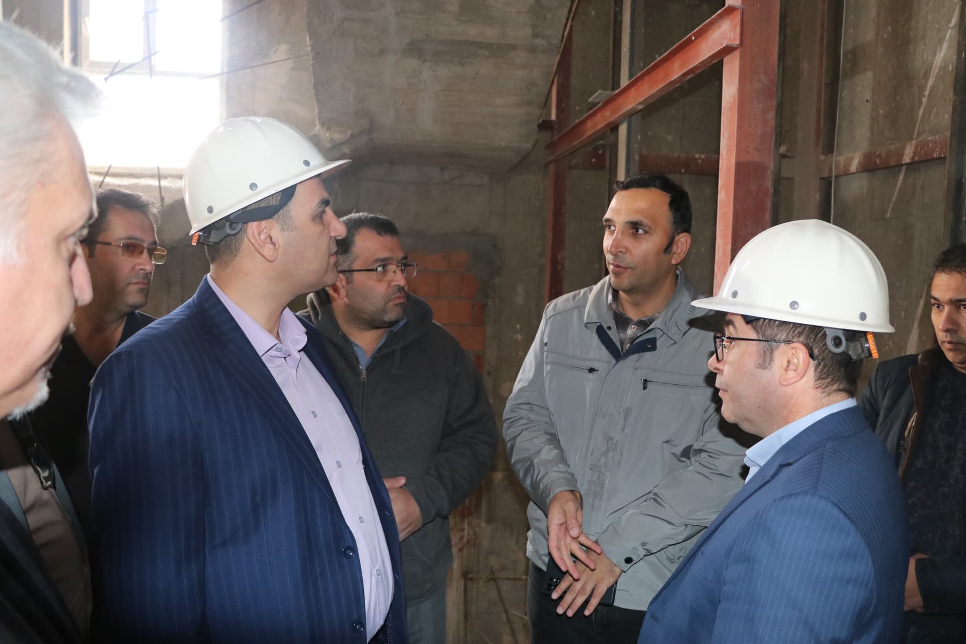 تاکید مدیر درمان اردبیل بر رعایت استانداردهای فنی در پروژه درمانگاه شماره دو