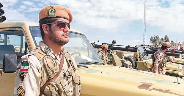 برای خدمت سربازی حق ‌بیمه پرداخت کنیم یا نه؟