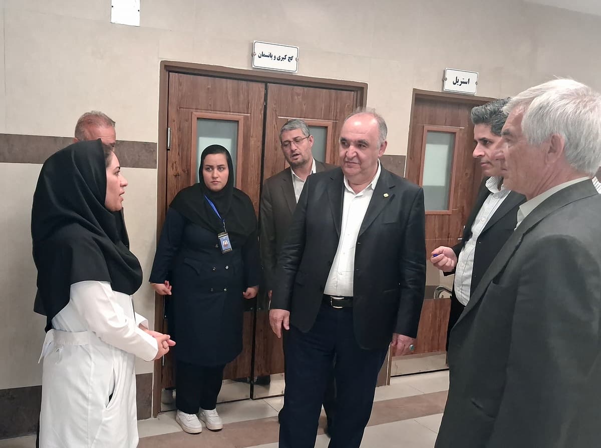 بازدید مدیر درمان تأمین‌اجتماعی  آذربایجان‌شرقی از درمانگاه عجب‌شیر