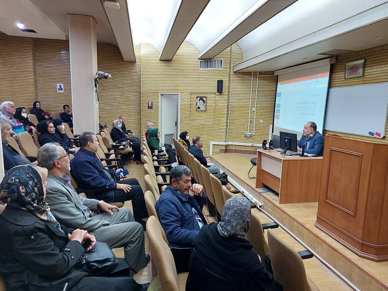 توانمندسازی بازنشستگان با آموزش سبک زندگی سالم در اراک