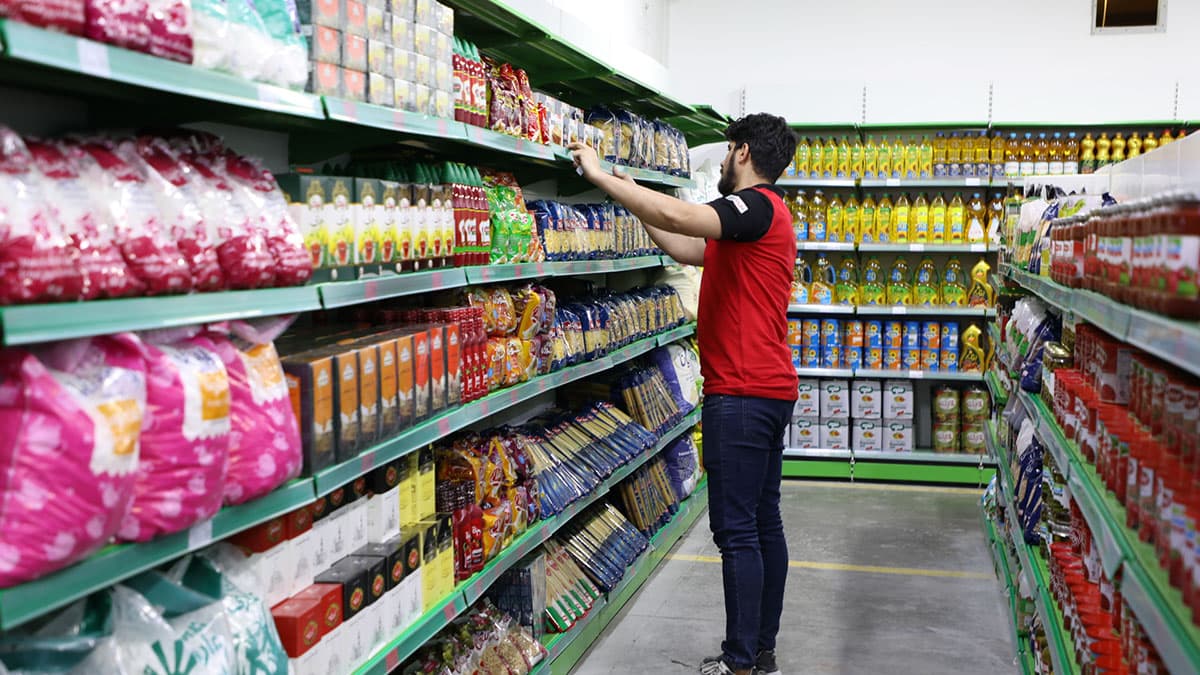 کارگران فروشگاه‌های زنجیره‌ای؛ قربانیان خاموش فرار بیمه‌ای