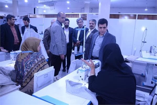 حمایت از تولیدکنندگان پوشاک لرستان با اجرای طرح "طاها"