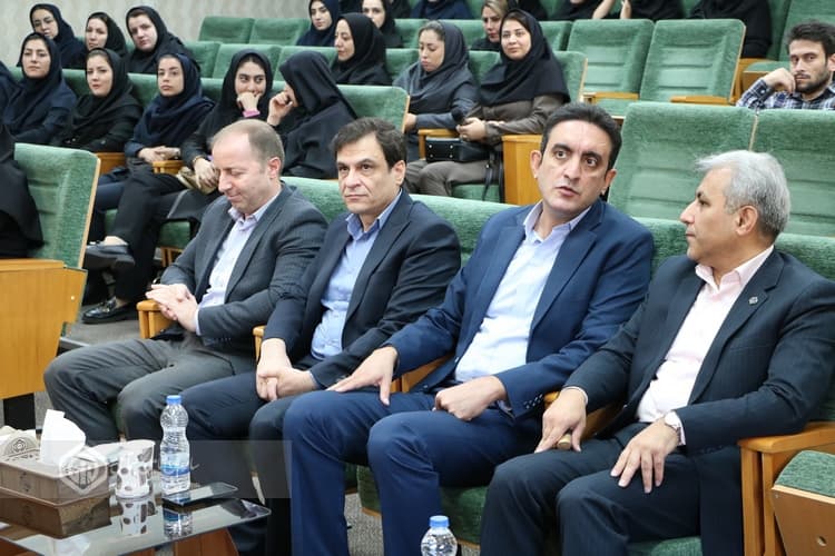 برگزاری جلسه آموزش رفتار سازمانی در ادارهکل تأمین اجتماعی آذربایجانشرقی