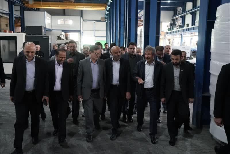 اشتغال کارگران با تحلیل دادههای بیمهشدگان پایش میشود