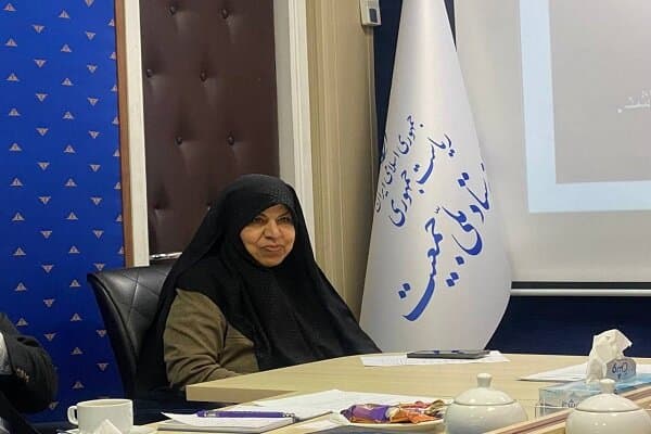 کارت امید مادر از ابتدای ۱۴۰۵ برای تمام نوزادان صادر میشود