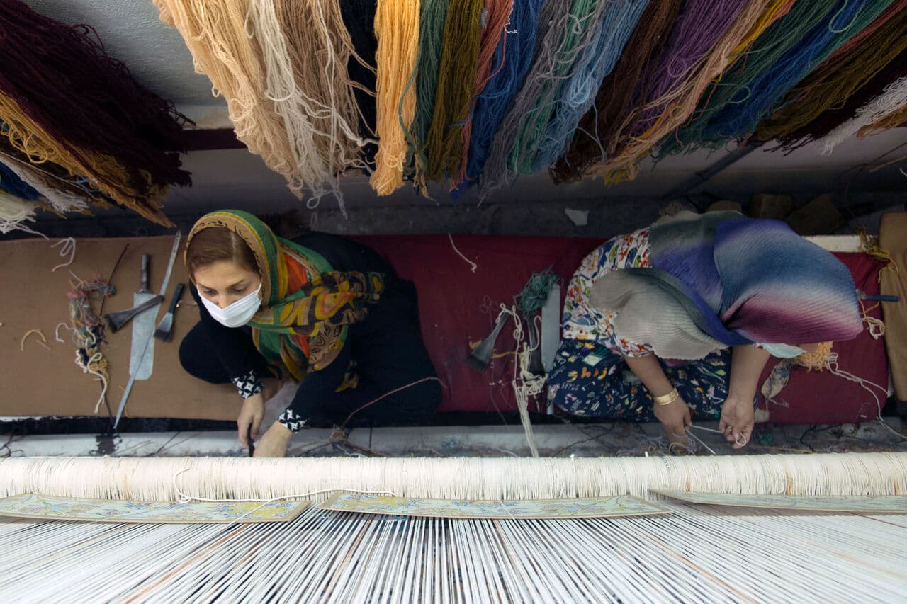 دربارۀ بیمه و روابط کار در کسبوکارهای خانگی چه باید بدانیم؟