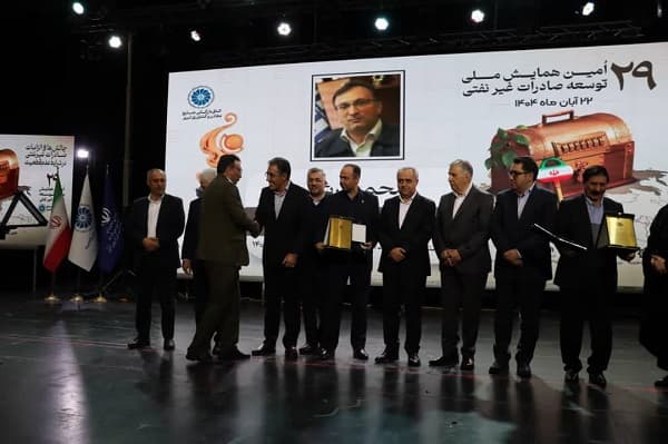 سیمان صوفیان صادرکننده برگزیده شد