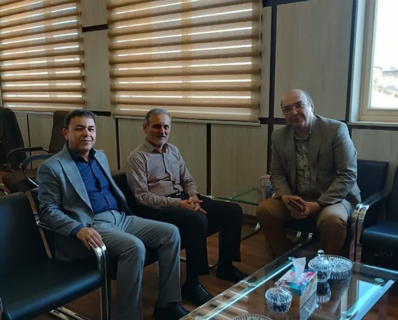 تأکید بر تداوم همکاری دانشگاه علوم پزشکی و تأمیناجتماعی زنجان