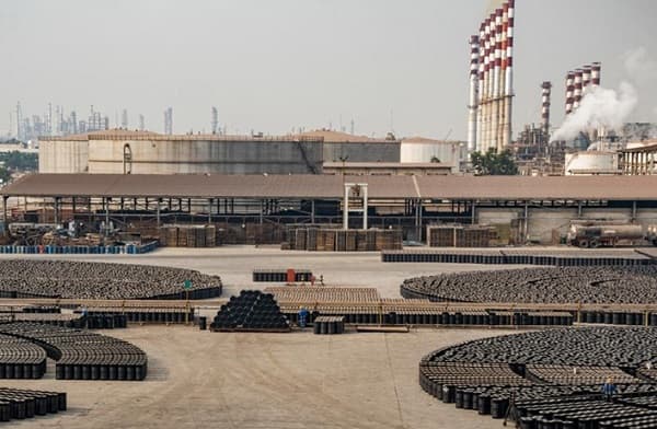 تمام محصولات نفت پاسارگاد به صورت ارزی صادر میشود