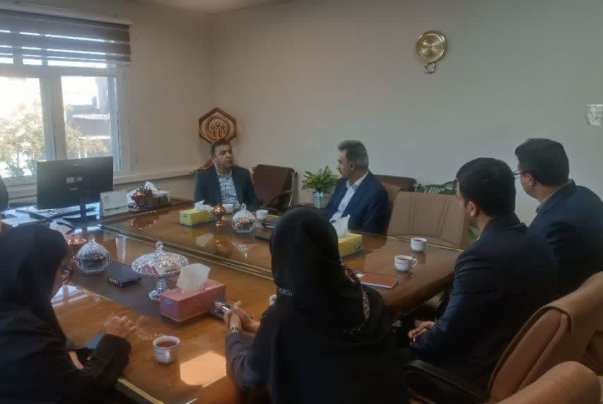 حضور تیم بازرسی درمان غیرمستقیم سازمان تأمیناجتماعی در مدیریت درمان زنجان